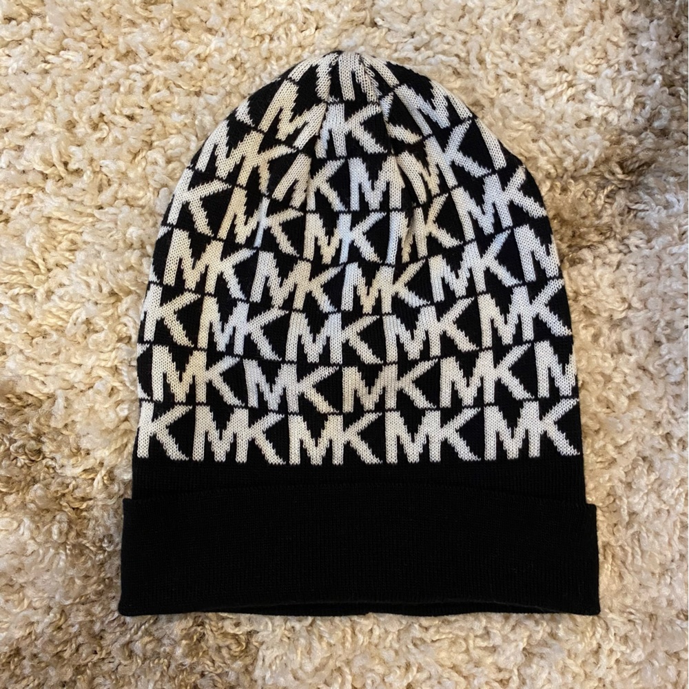 Michael Kors MK Logo Beanie Black White Knit Hat Unisex